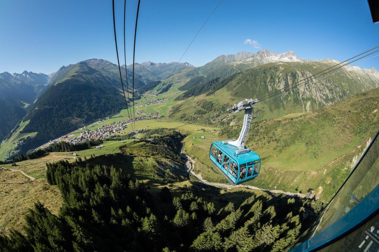 Catrina Hotel Disentis Exteriör bild